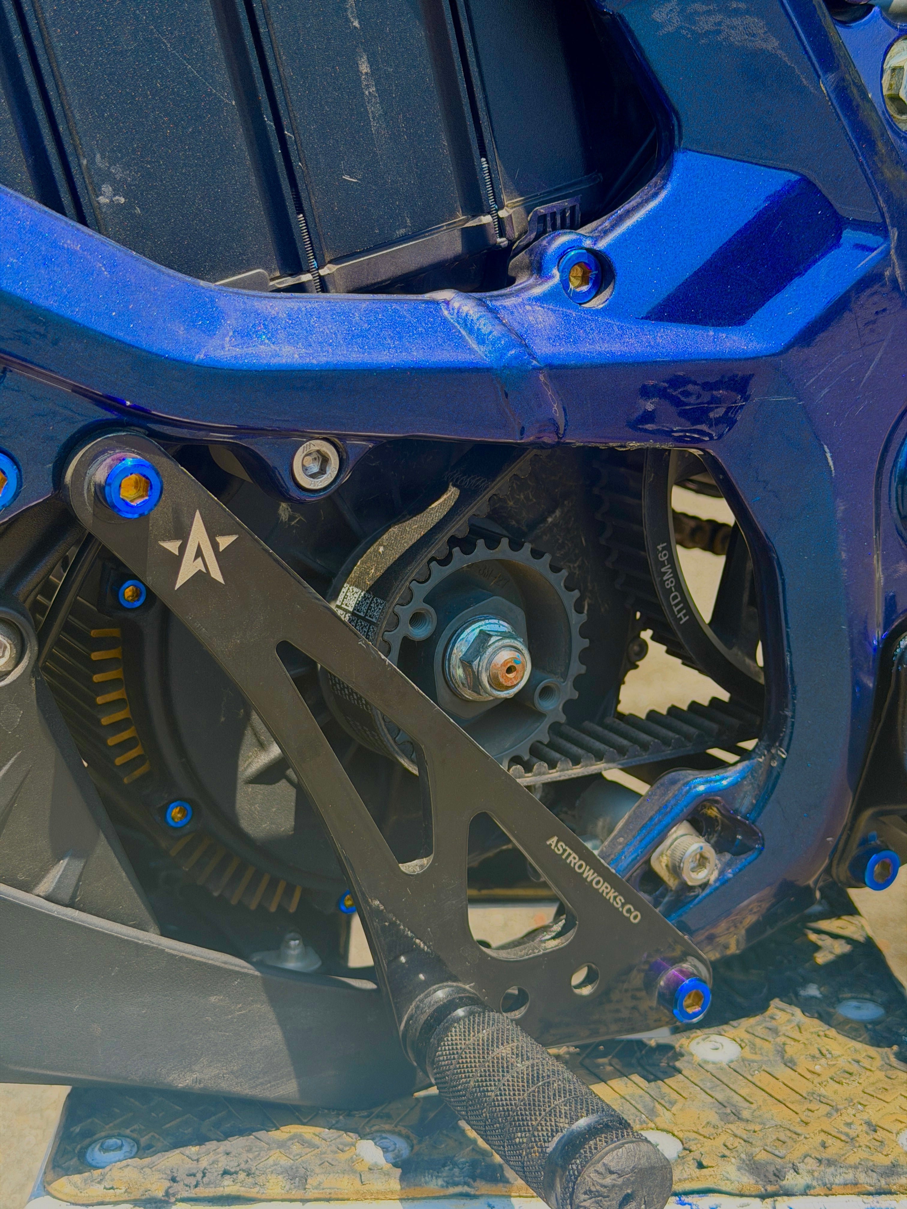 All Emoto Shift-lock Titanium bolts
